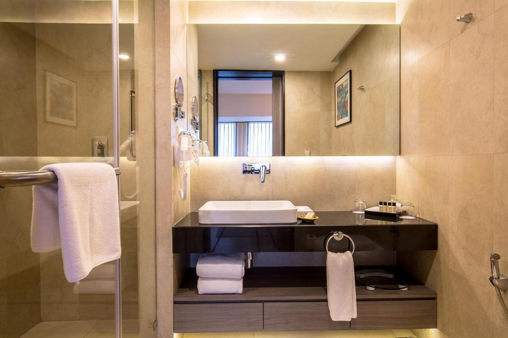Hotel Aela Grand Near Delhi Airport By La Casa New Delhi Luaran gambar